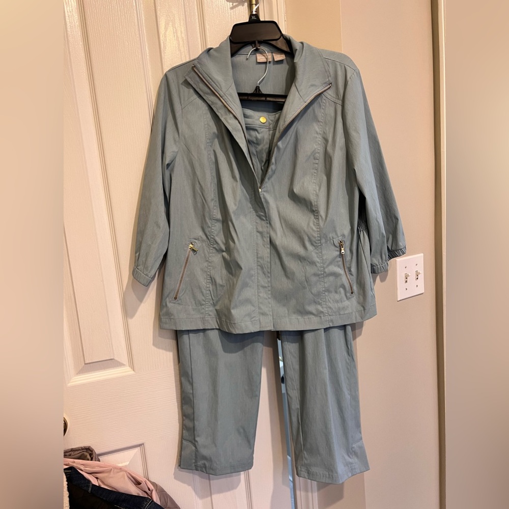 Chicos Zenergy Casual jacket and Pants.Jacket size 2, PANTS SIZE 1.Light weight.